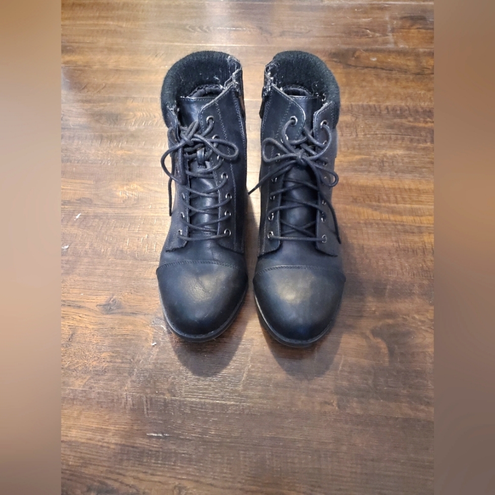 Torrid Size 9W Black Sweater Combat Boots